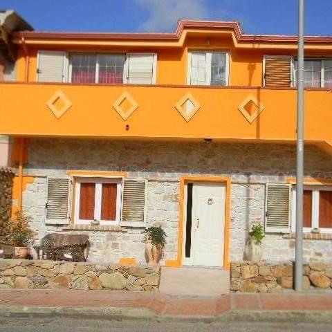 B&B Il Girasole SantʼAnna Arresi Exteriör bild