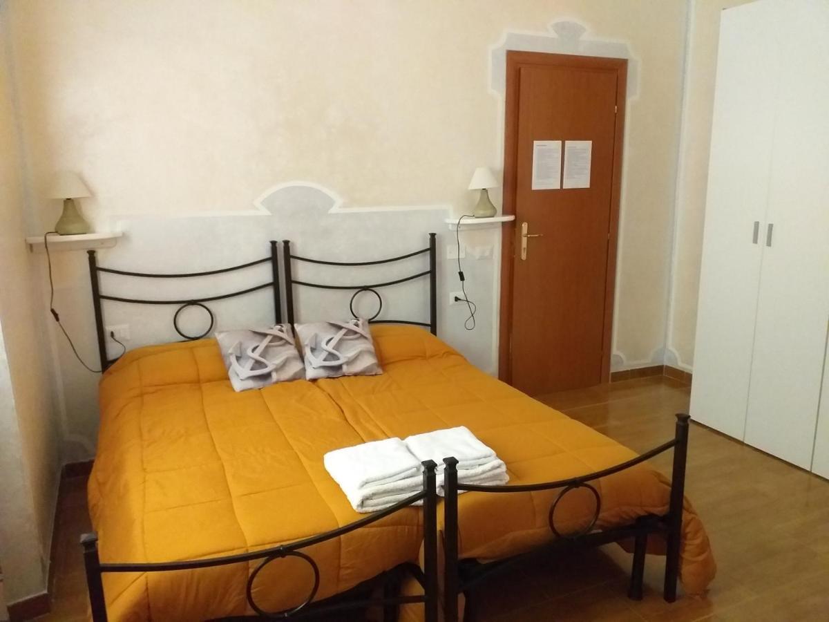 B&B Il Girasole SantʼAnna Arresi Exteriör bild