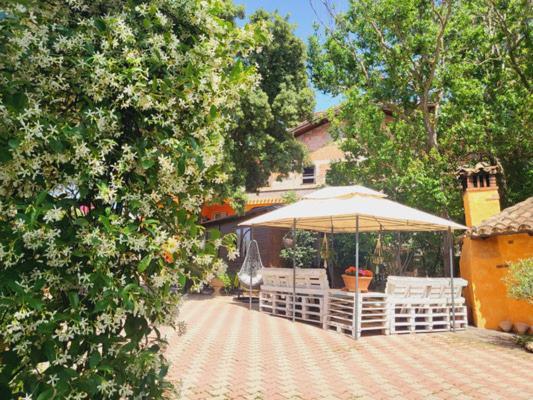 B&B Il Girasole SantʼAnna Arresi Exteriör bild